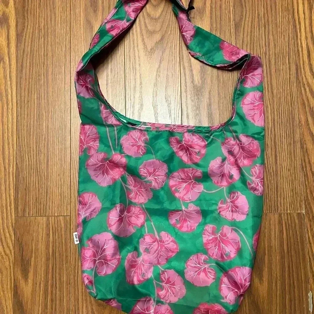 NWT DVF Diane von Furstenberg x Target Poppy Geranium Reversible Reusable Bag - Picture 5 of 7